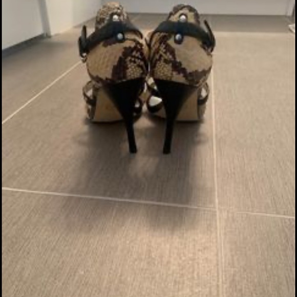Snake skin heels never worn - Picture 1 of 4